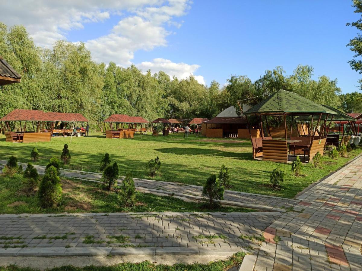 Holiday Park Dunay Kyslytsya Extérieur photo