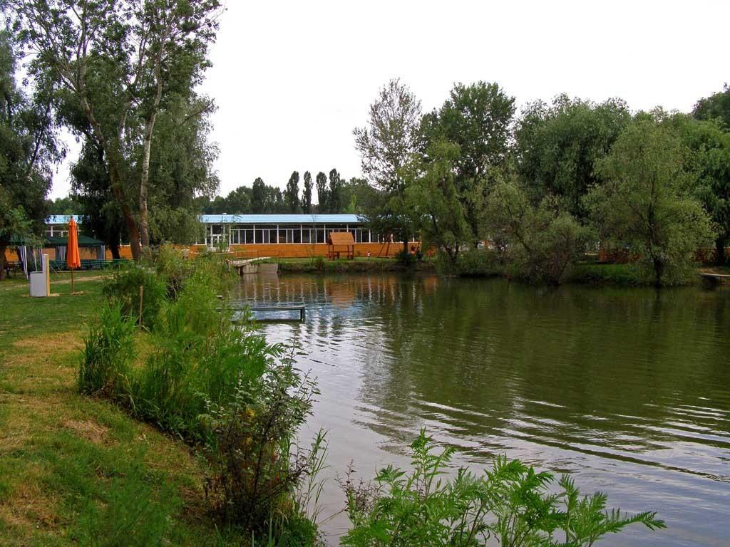Holiday Park Dunay Kyslytsya Extérieur photo