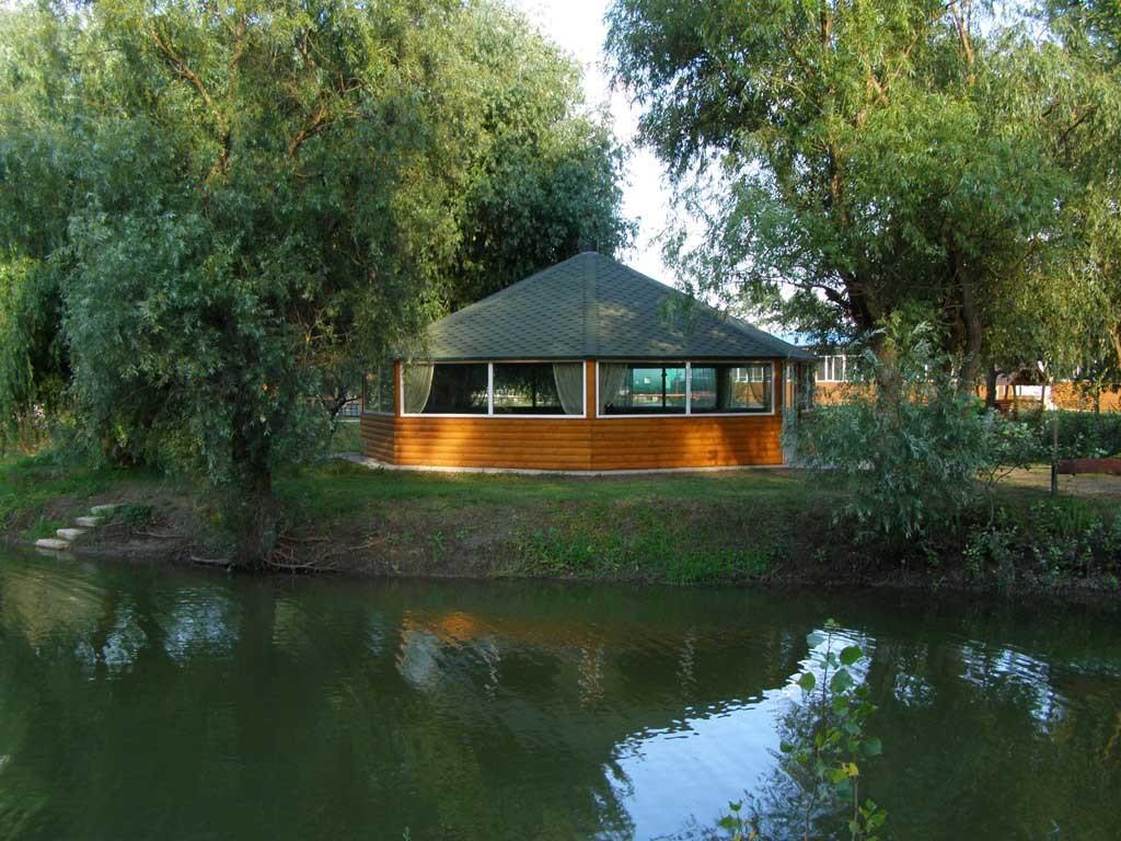 Holiday Park Dunay Kyslytsya Extérieur photo