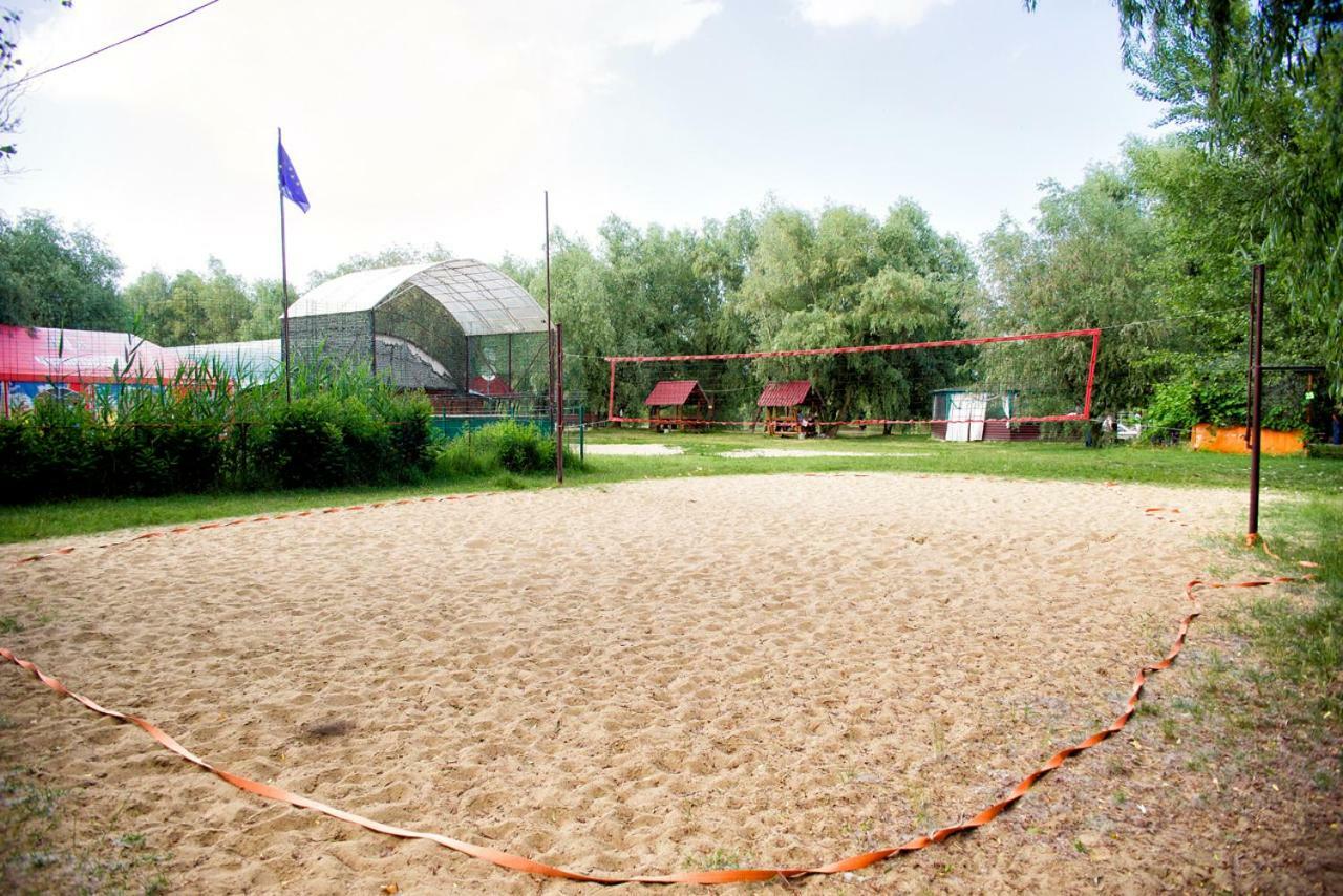 Holiday Park Dunay Kyslytsya Extérieur photo