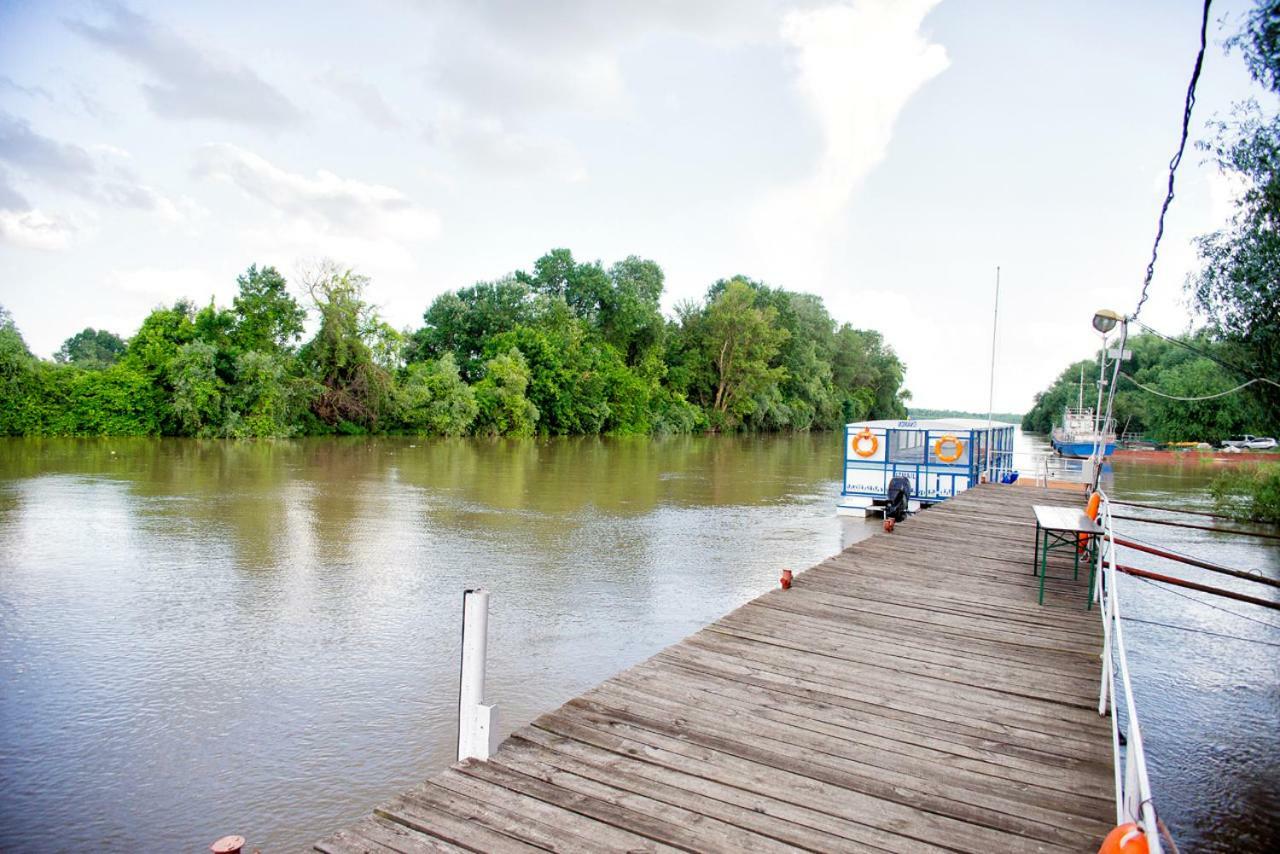Holiday Park Dunay Kyslytsya Extérieur photo