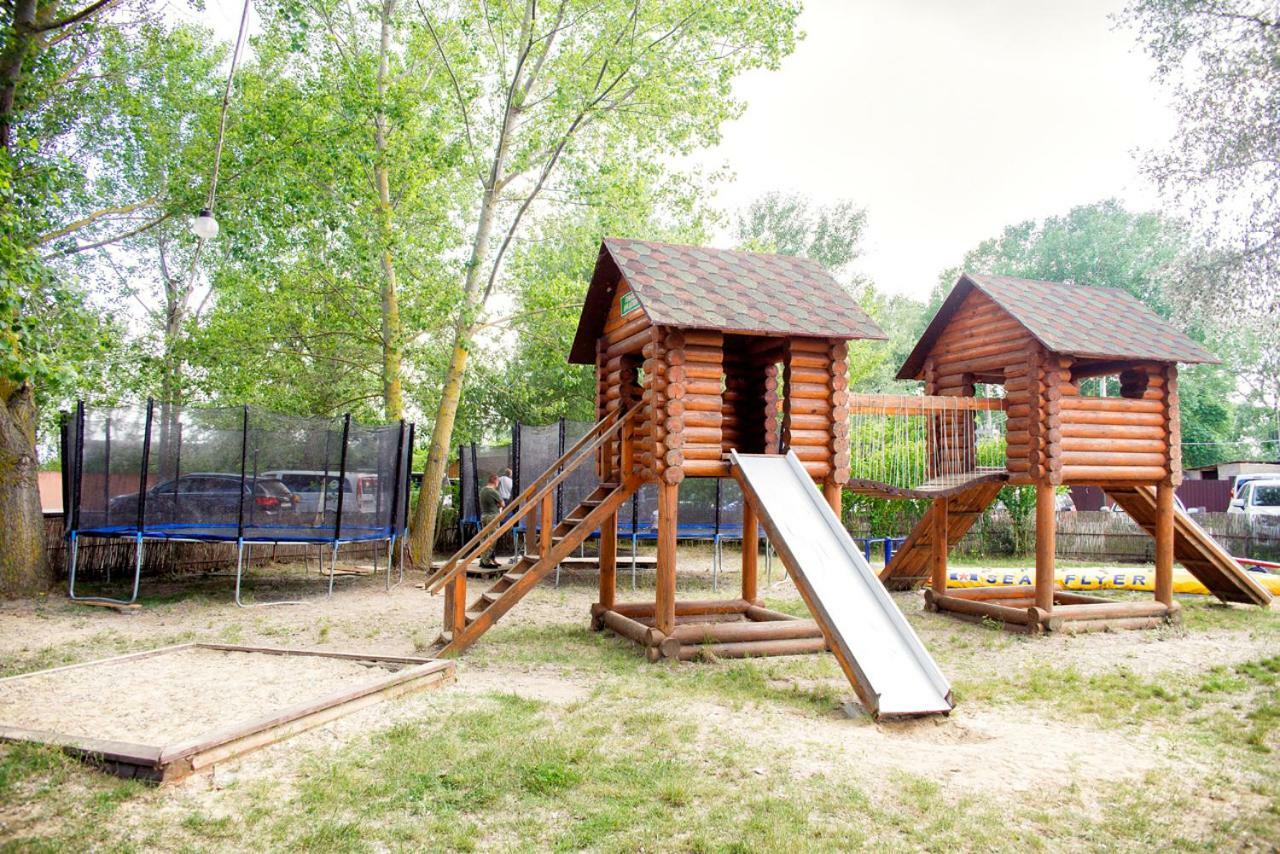 Holiday Park Dunay Kyslytsya Extérieur photo
